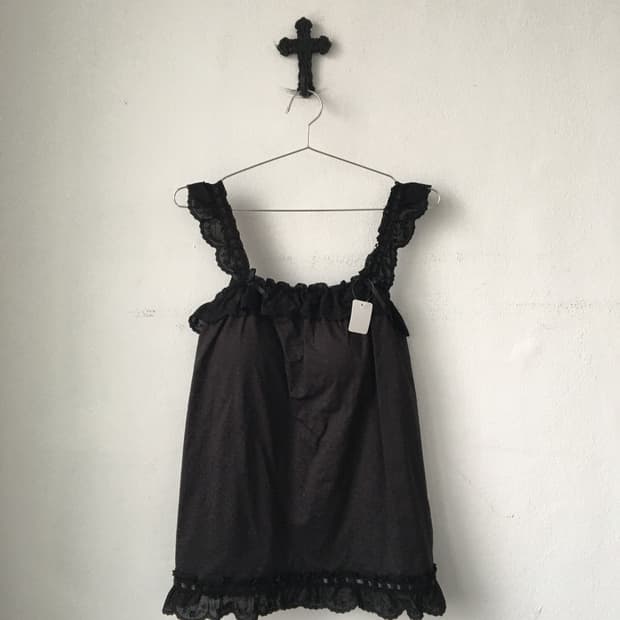 Ribbon frill point sleeveless