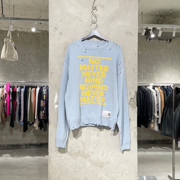 미하라 야스히로 스카이 블루 메세지 자카드 스웨터