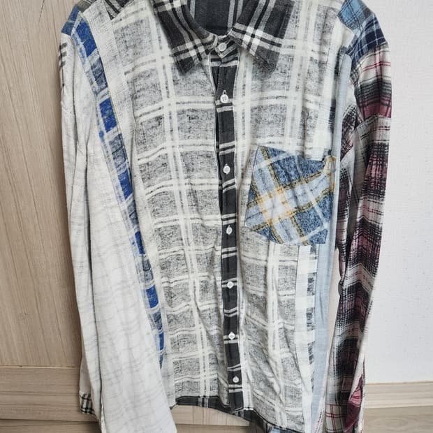 리빌드 바이 니들스 셔츠