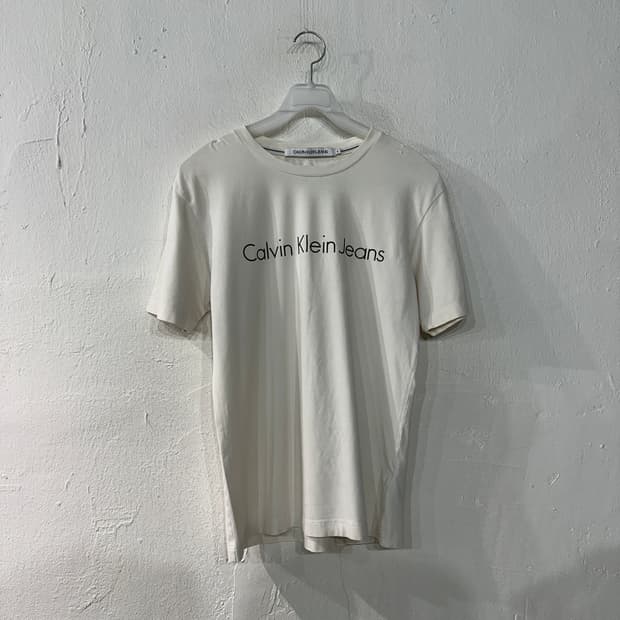 CK 캘빈클라인 반팔티 S