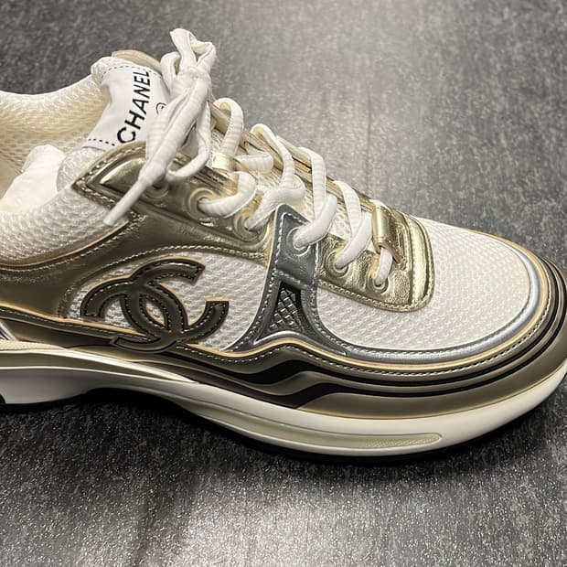 샤넬 샤식스 39 골드