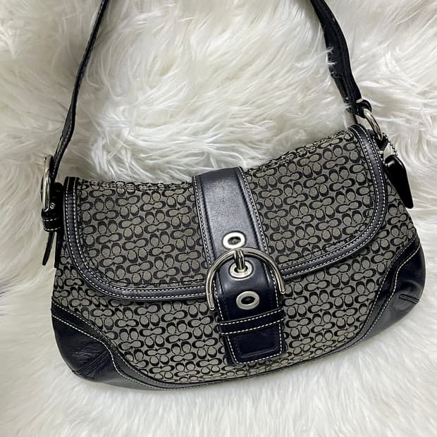 vintage coach signature shoulder bag