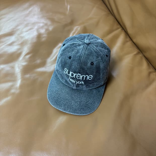 Supreme 슈프림 클래식 로고 스톤 워시드 블랙 6패널 볼캡 모자