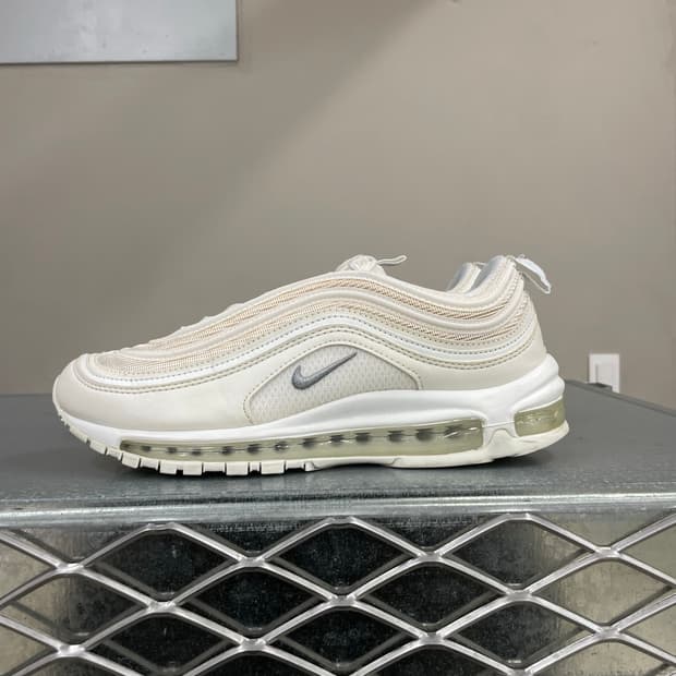 나이키 에어맥스 97 서밋 화이트 255