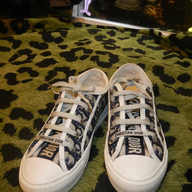 크리스챤 디올(Christian Dior)
 워크앤디올 스니커즈