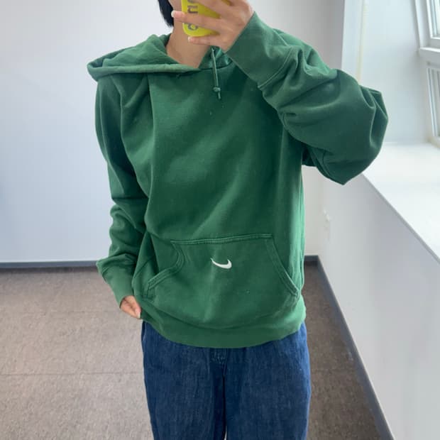 Nike 나이키 스몰 로고 그린 후드티
