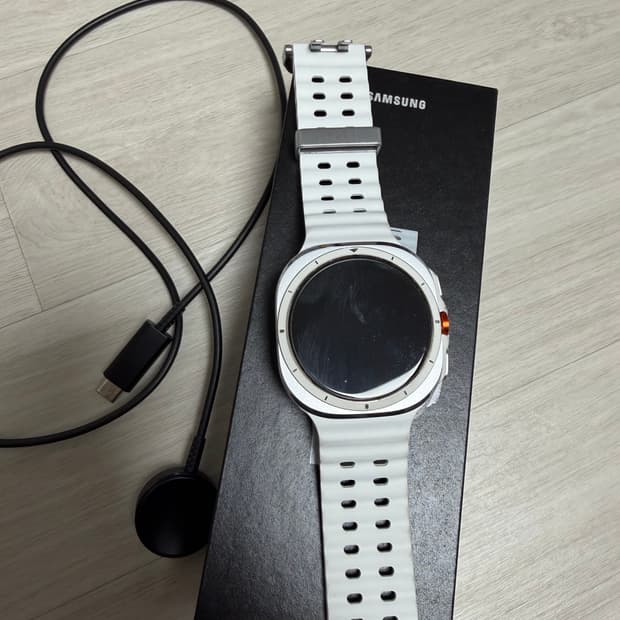 갤럭시워치 울트라 화이트