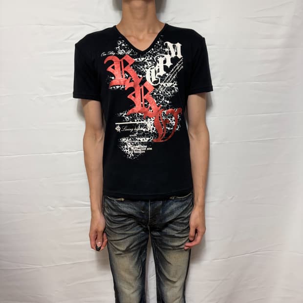 Leopard Gothic Graphic V-Neck Tee
