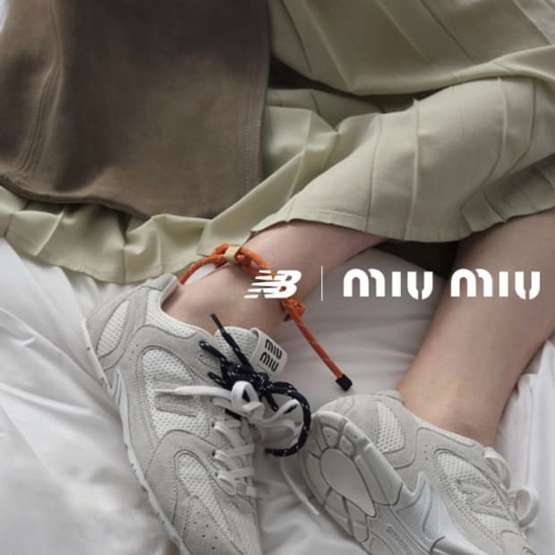 미우미우 뉴발란스 530 스웨이드 메쉬 스니커즈 화이트