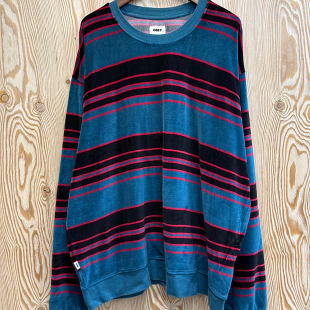 오베이 스트라이프 벨벳 롱슬리브