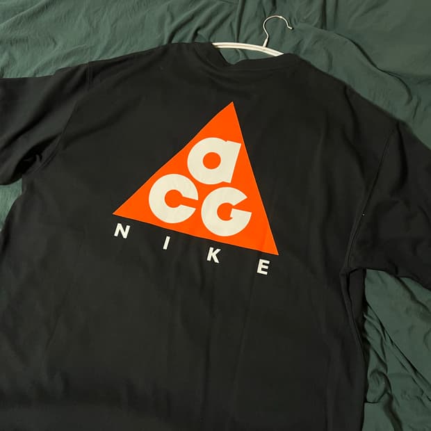 acg 나이키 반팔 블랙