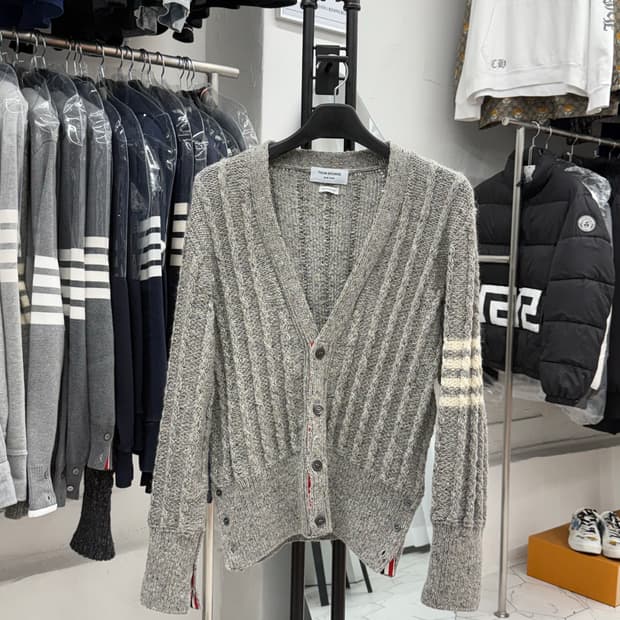 [4] 톰브라운 사선완장 도네갈 케이블 가디건