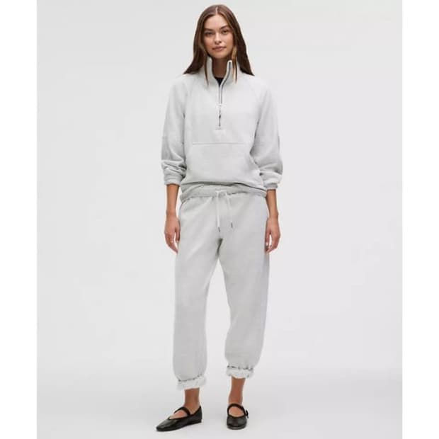 룰루레몬 스쿠바 오버사이즈 퍼널넥 라이트그레이