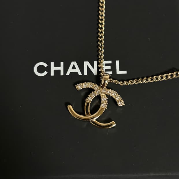 샤넬 cc로고 정품 업사이클링 샴페인 크리스탈 목걸이 