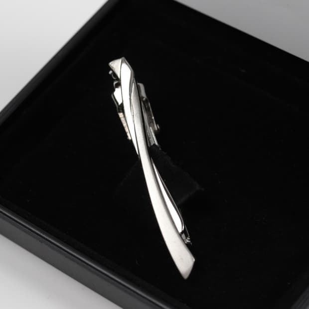 겐조 B+등급 5.2cm 남자 명품 넥타이핀