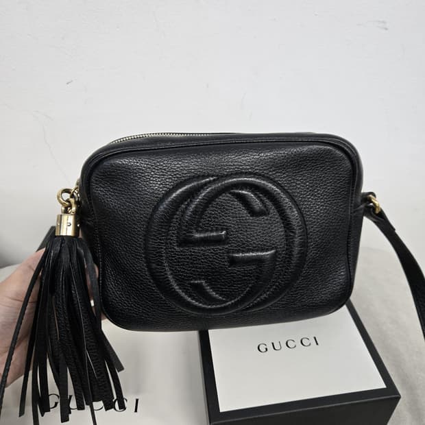 [보증서 정품]구찌 소호 테슬 숄더백