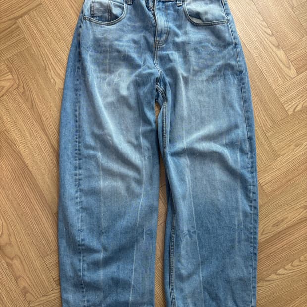 밀로 아카이브 커브드 데님팬츠