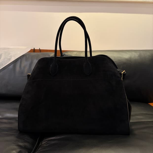 (미사용) The Row 더로우 마고백17 스웨이드블랙