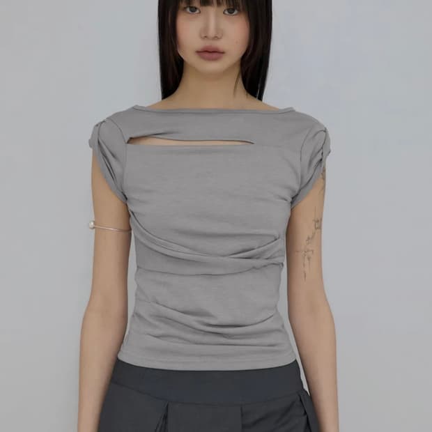 플레어업 드레이프 티셔츠 그레이