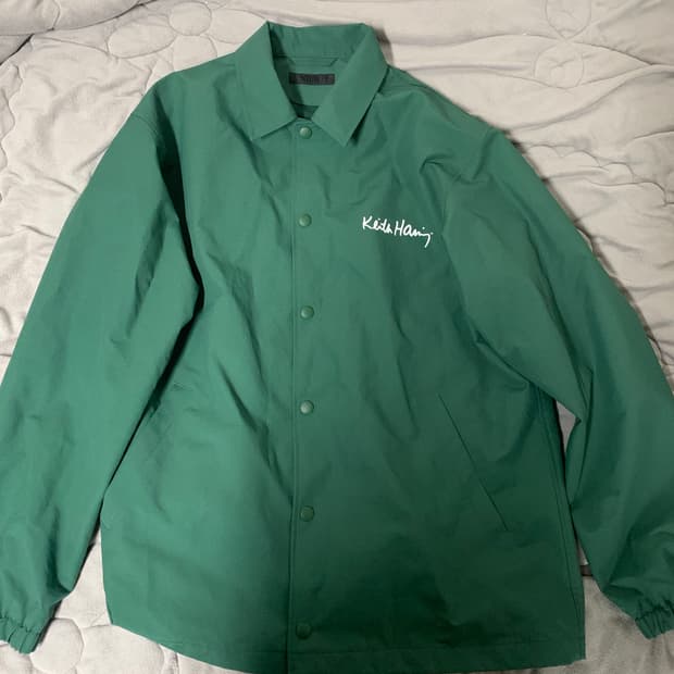유니클로 키스해링 코치자켓 그린 