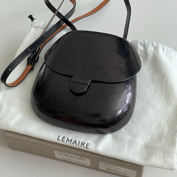 르메르 카트리지백 블랙