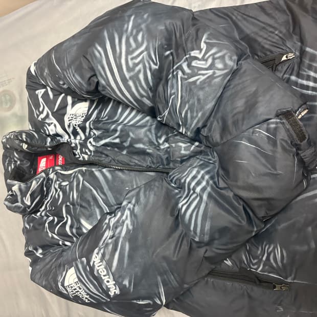 슈프림 노스페이스 트롱프 xl