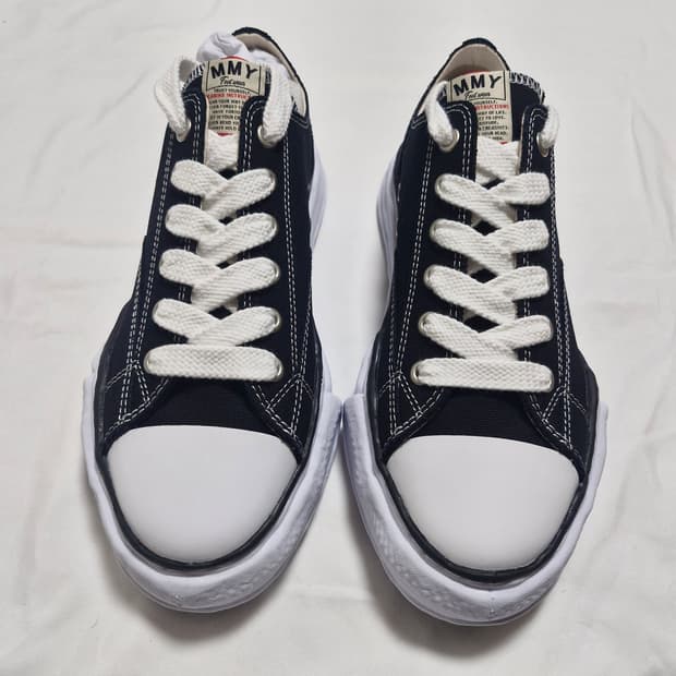 메종 미하라 야스히로 피터슨 OG 솔 캔버스 로우 스니커즈 블랙