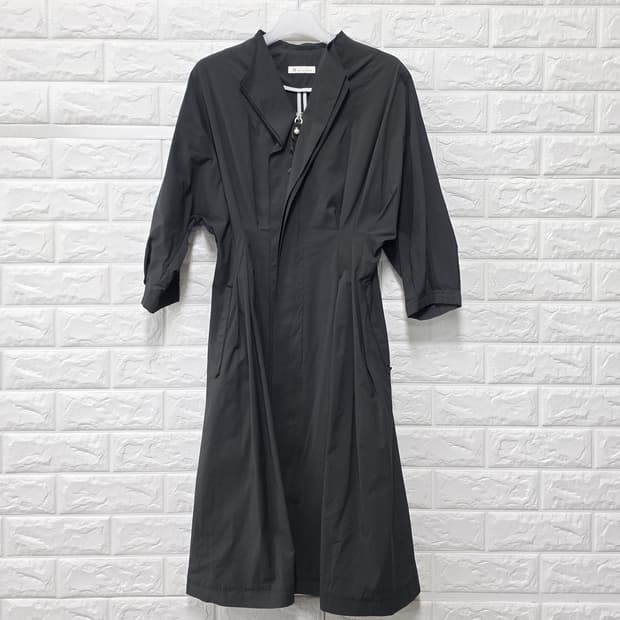 택포) 잇미샤 블랙 롱 원피스형 집업자켓 S