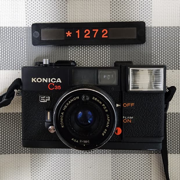 코니카 C 35 EF 필름카메라