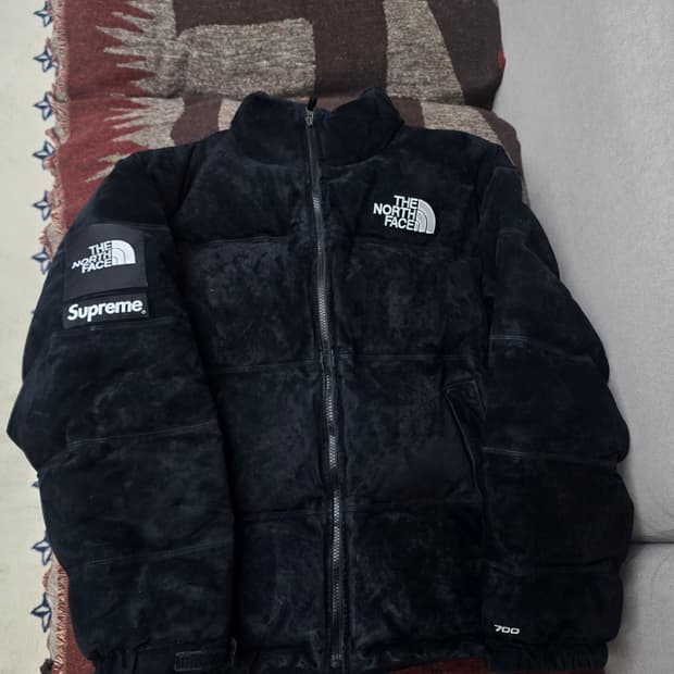 23fw 슈프림 노스페이스 슈노 스웨이드 눕시 자켓 블랙 M사이즈