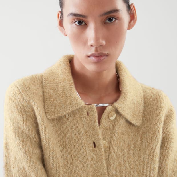 COS 쇼트 슬리브 니트 가디건 베이지 S