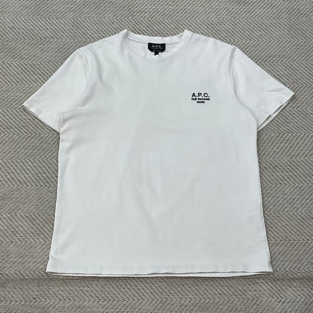 아페쎄 로고 반팔티셔츠 r3422