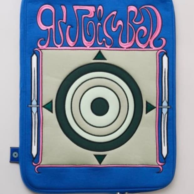 (새상품) 헌터X헌터 스파오 노트북 파우치