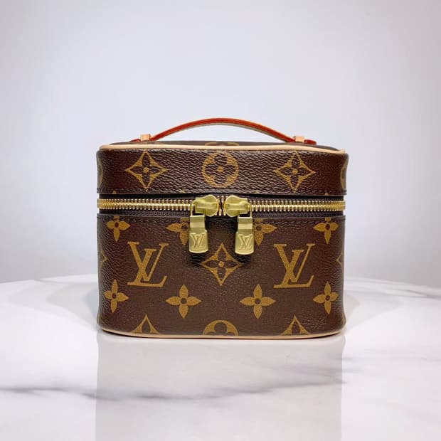 루이비통 니스 나노 메이크업 케이스 모노그램