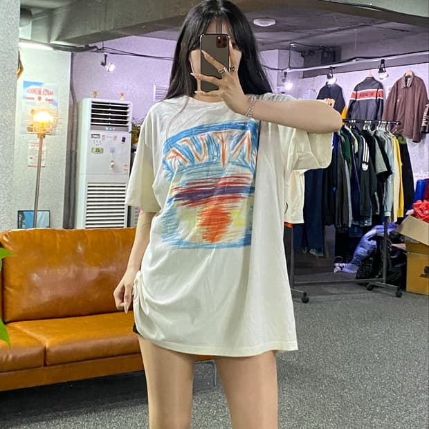 세터 크레용 드로잉 반팔 티셔츠 B5230