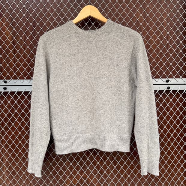 던스트 DUNST 캐시미어 라운드넥 그레이 니트 M