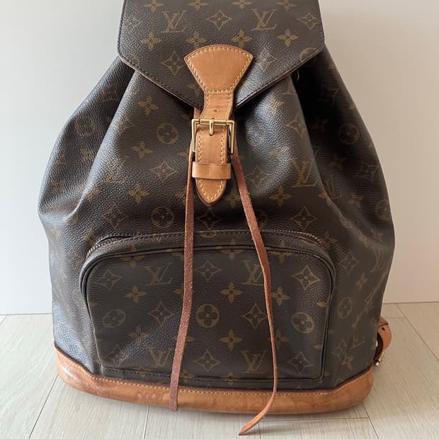 루이비통 몽수리 백팩