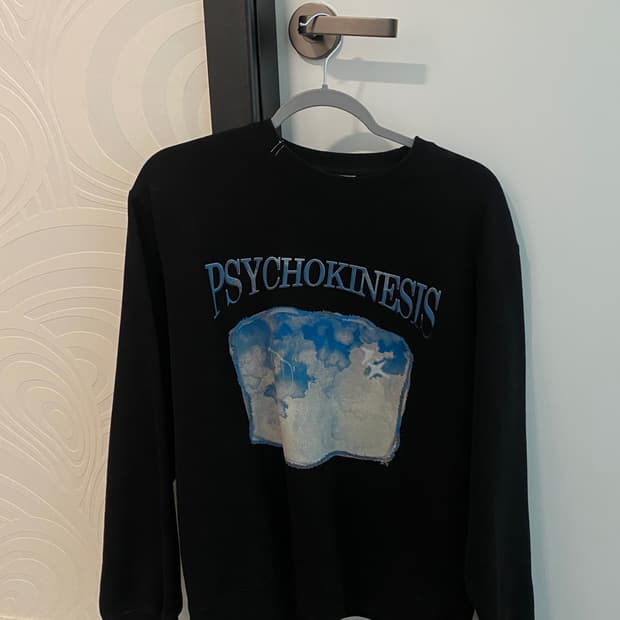 더콜디스트모먼트 TheColdestMoment 맨투맨