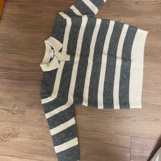 슈퍼서브 스트라이프 니트