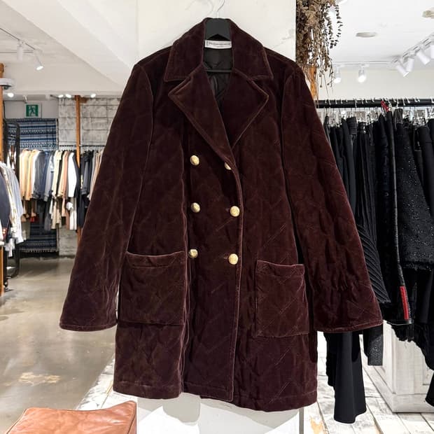 이브생로랑 브라운 벨벳 퀼팅 더블 코트