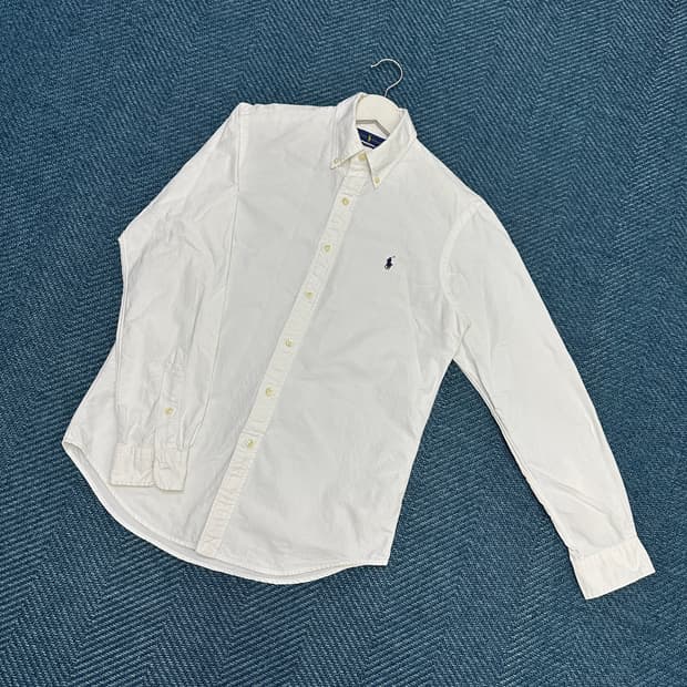 [S] 폴로 흰 셔츠