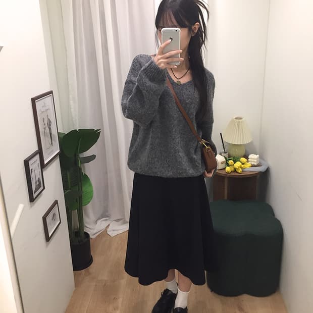 여성 빈티지 V넥 오버핏 니트 100