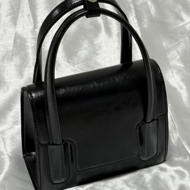 (새상품) 블랙 레더백 