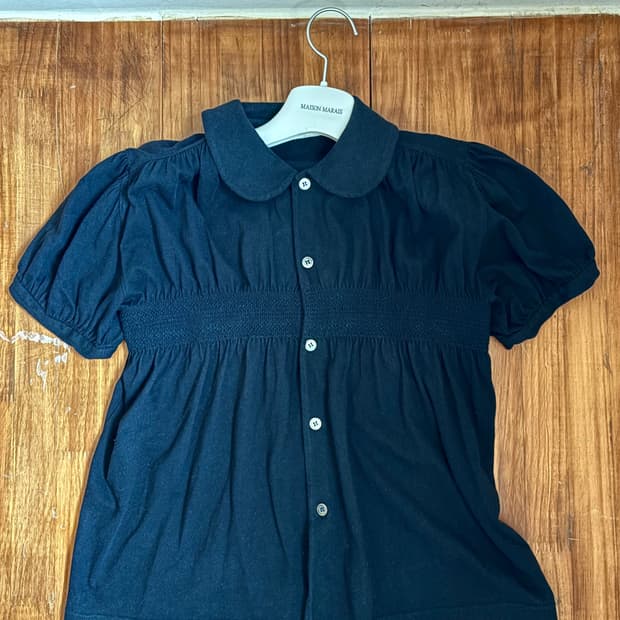 꼼데가르송 블랙 셔링 코튼 블라우스(s)