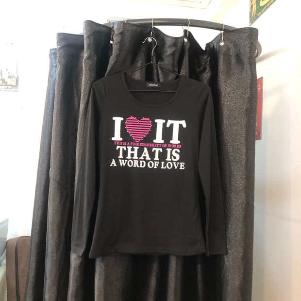 Vintage 💿 Pink cat love black