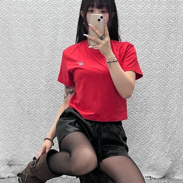 OIOI 컬렉션 빈티지 Y2K 레트로 키치 크롭 반팔티 M C13310