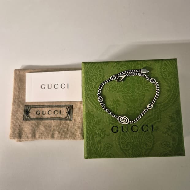 구찌 인터로킹 체인 팔찌 