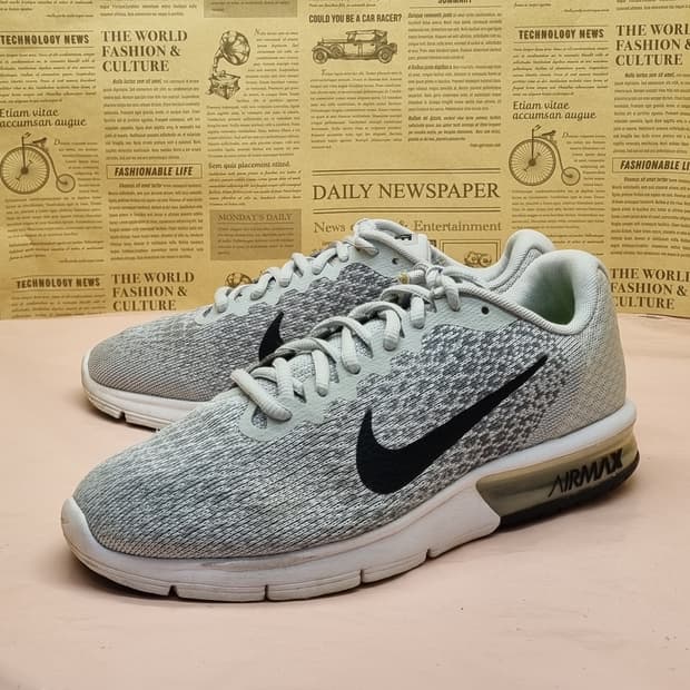 나이키 에어맥스 시퀀트2 운동화 260