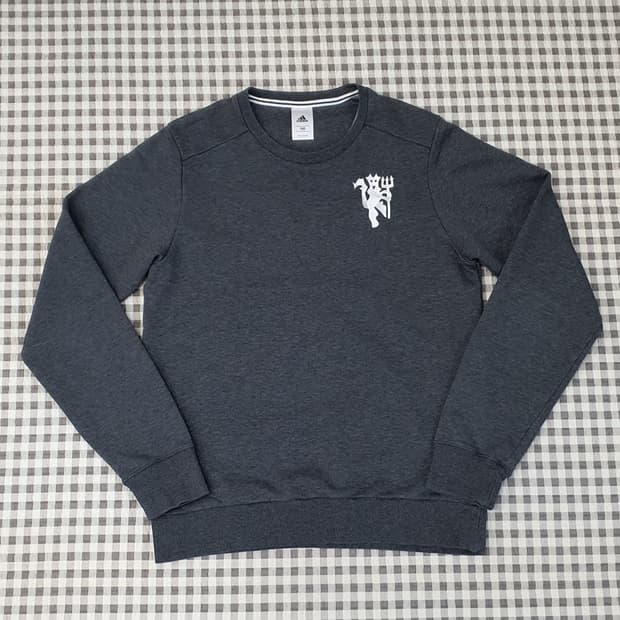 아디다스 맨유 맨투맨 남자95