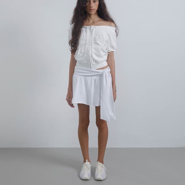 웻태그 오프숄더 OFF SHOULDER SHIRRING HALF ZIP